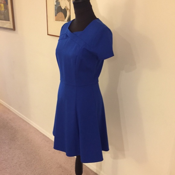 HALSTON HERITAGE Ponte Fit-And-Flare Dress (8) NWT - Picture 5 of 8